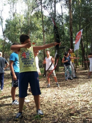 Apunta y sienle Robin Hood 